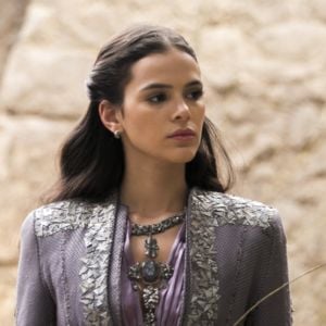 Catarina (Bruna Marquezine) espalha mortes por Montemor ao mandar explodir uma mina nos próximos capítulos da novela 'Deus Salve o Rei', antecipa o colunista de TV Daniel Castro