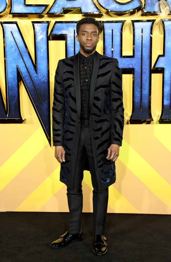Chadwick Boseman interpreta T'Challa, o grande herói do filme 'Pantera Negra'