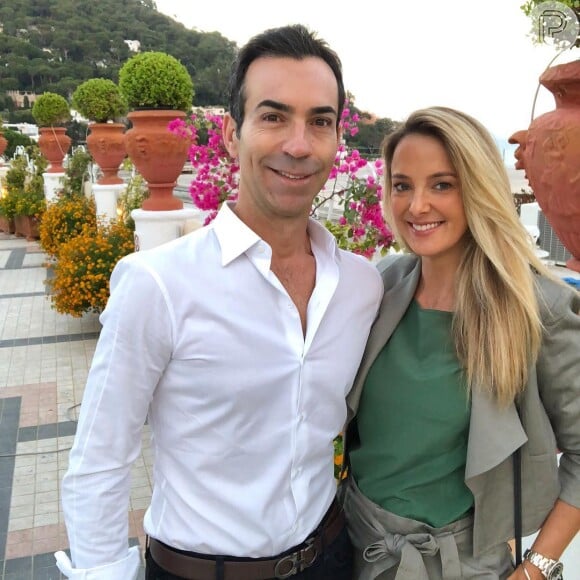 Ticiane Pinheiro e Cesar Tralli celebraram seis meses de casados na Itália
