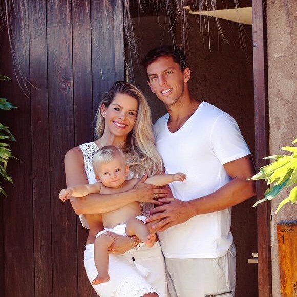 Karina Bacchi e Amaury Nunes estão noivos e planejam casamento