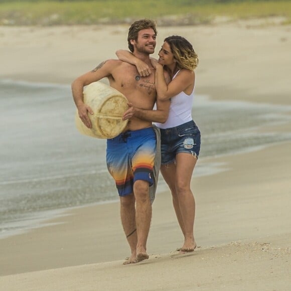 Emílio Dantas acredita que Beto Falcão não vai desistir de ficar com Luzia na novela 'Segundo Sol'