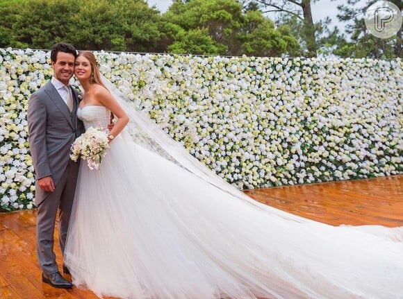 Marina Ruy Barbosa e o marido, Xandinho Negrão, completaram oito meses de casados nesta quinta-feira, 7 de junho de 2018