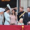 Meghan Markle participou do primeiro evento com toda a família real após o casamento no fim de semana anterior