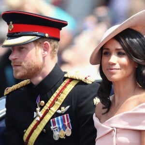 Meghan Markle ganha autorização para chamar Rainha Elizabeth por apelido, assim como o marido, Harry, o faz