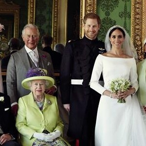 Meghan Markle, inicialmente, precisa fazer a reverência à rainha Elizabeth e chamá-la de "Vossa Majestade"