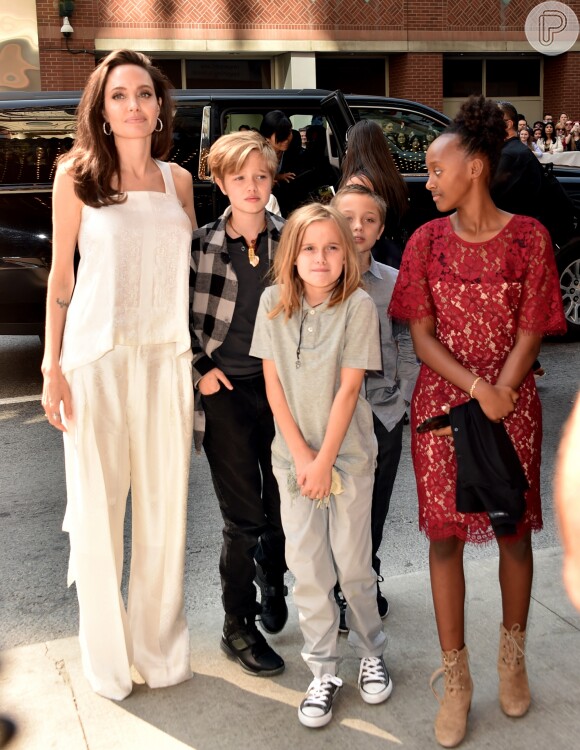 Angelina Jolie está em batalha judicial pela guarda dos filhos