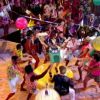 Juliana Paes vai até o chão na brincadeira do queijo do 'Esquenta'; atriz dançou ao som de uma de suas músicas favoritas, 'Be My Man'