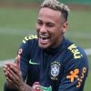Neymar cantou pagode com a seleção brasileira antes do jogo do Brasil contra a Costa Rica, nesta sexta-feira, 22 de junho de 2018. Veja a seguir!