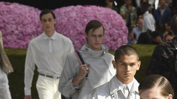 Ex-Vuitton, novo estilista da Dior estreia com pegada street wear em Paris