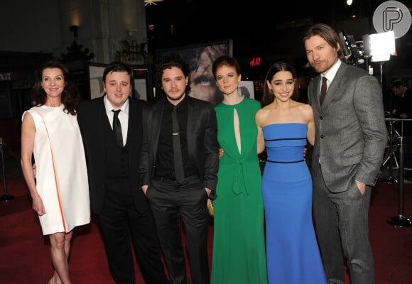 Kit Harington e Rose Leslie, de 'Game of Thrones', convidaram vários atores do elenco da série para o casamento
