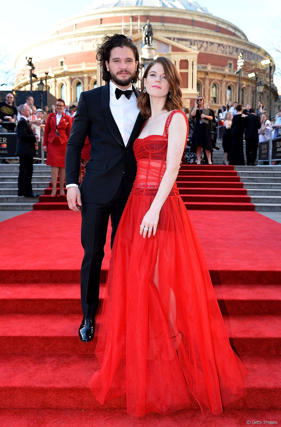 Kit Harington e Rose Leslie assumiram o namoro em abril de 2016 ...