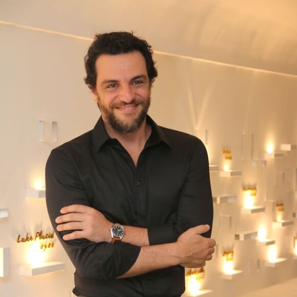 Rodrigo Lombardi encantou os seguidores com o registro em família nesta segunda (25)