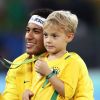 Davi Lucca, filho de Neymar, pintou o cabelo de verde para assistir jogo do Brasil contra a Sérvia