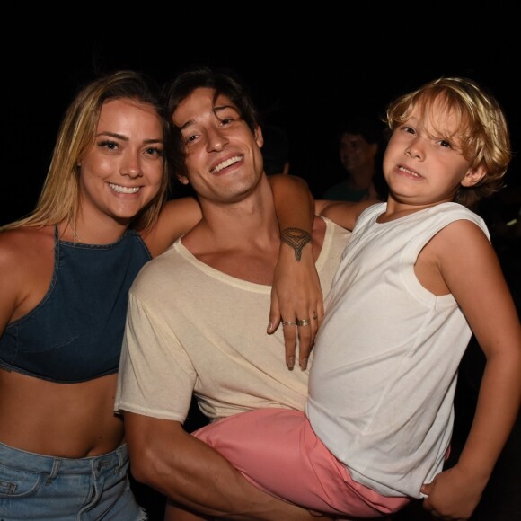 Carol Dantas, mãe de Davi Lucca, namora atualmente o empresário Vinicius Martinez