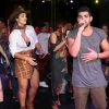Ex-BBB Vivian Amorim canta com Dilsinho no São João da Thay, no Maranhão, nesta quinta-feira, 28 de junho de 2018