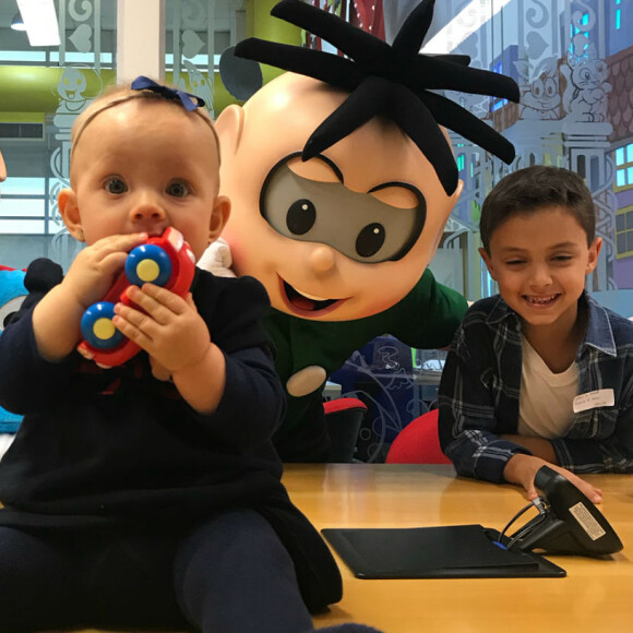 Eliana mostrou encontro dos filhos com a Turma da Mônica nesta sexta-feira, 29 de junho de 2018