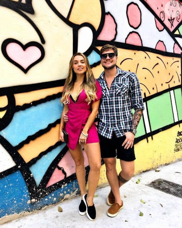 Ex-BBB Paula não falou com o namorado, Breno, antes de fazer a mudança de visual