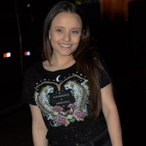 Larissa Manoela posa no Festival VillaMix