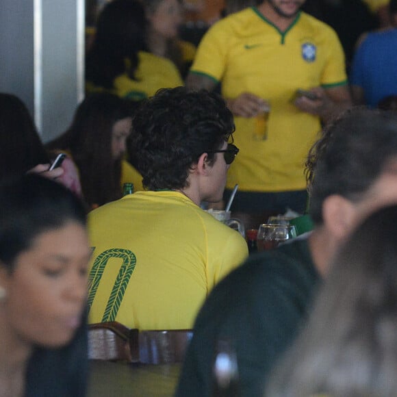 Shawn Mendes está no Brasil por causa do show no Villa Mix Goiânia