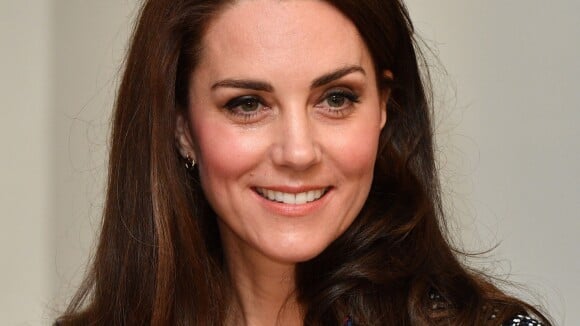 Kate Middleton não está grávida de 4º filho, afirma porta-voz da realeza