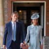 Pippa Middleton, irmã de Kate, escolheu um vestido azul claro