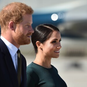 Assim como Rainha Elizabeth II fez em sua primeira visita à Irlanda, Meghan Markle vestiu verde