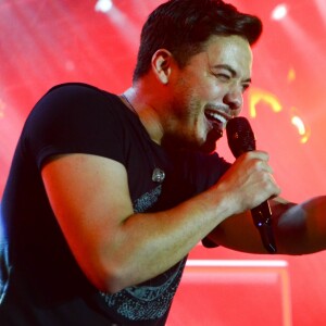 Wesley Safadão disse que evita falar sobre a briga com a ex-mulher, Mileide Mihaile