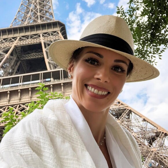 Ana Furtado publicou uma foto em que aparece em Paris, na França