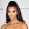 Kim Kardashian usou maquiagem bronzer