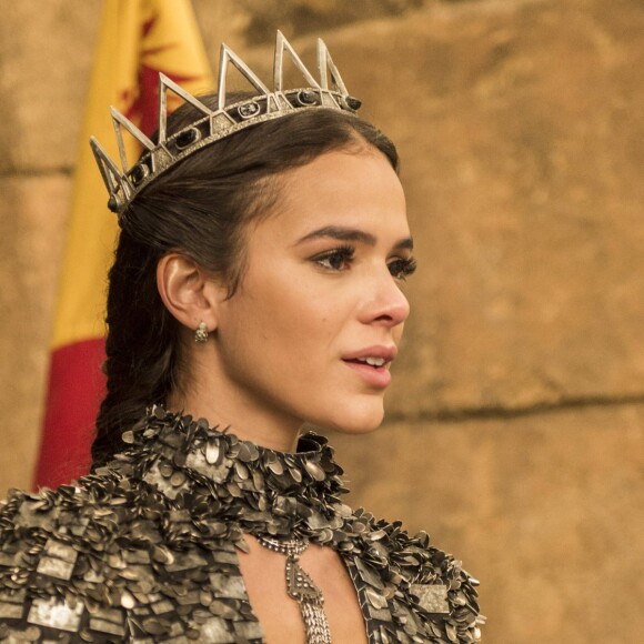 Catarina (Bruna Marquezine) dispara a Brice (Bia Arantes) sobre Afonso (Romulo Estrela) nos próximos capítulos da novela 'Deus Salve o Rei': 'Destruiu a minha vida e os meus sonhos'