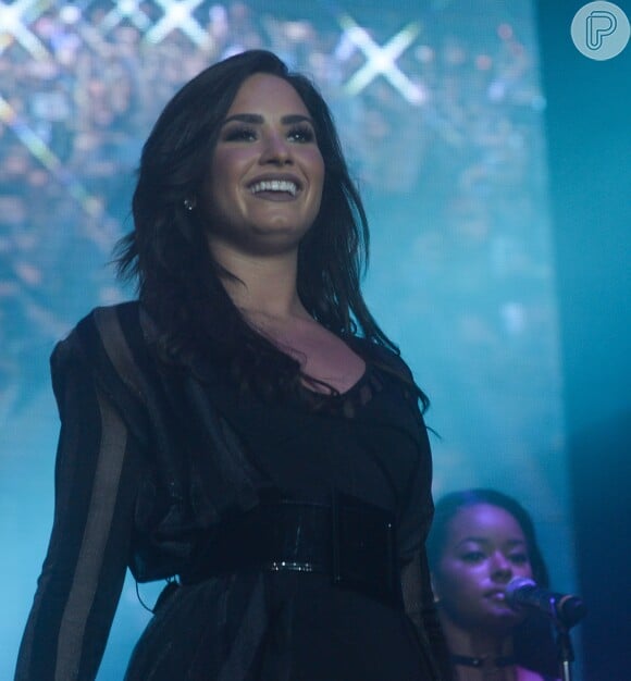 Demi Lovato iria aparecer no programa Beat Shazam, da FOX, mas o episódio, gravado previamente à internação da cantora, foi adiado