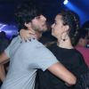 O casal Talita Younan e Fábio Scalon dançam na inauguração do restaurante Coco Mambo, na Freguesia, em Jacarepaguá, zona oeste do Rio de Janeiro, na noite desta terça-feira, 24 de julho de 2018