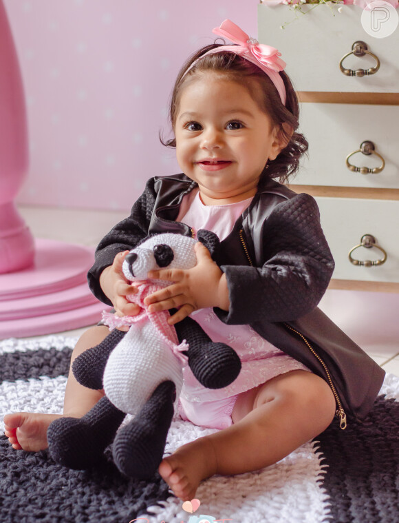 Filha de Juliana Alves, Yolanda, de 10 meses, ganhou uma festa temática de panda