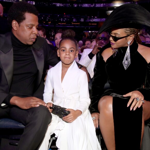 Beyoncé mostrou foto com a filha mais velha, Blue Ivy, em seu site oficial