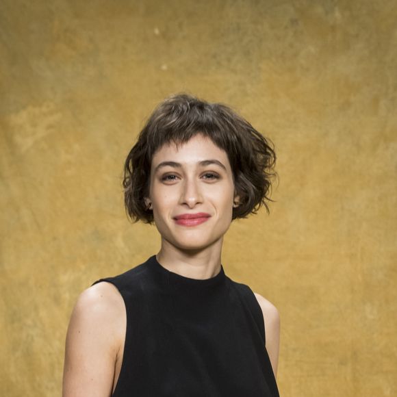 Manuela (Luisa Arraes) emociona Luzia (Giovanna Antonelli) ao chamá-la de 'mãe' nos próximos capítulos da novela 'Segundo Sol'