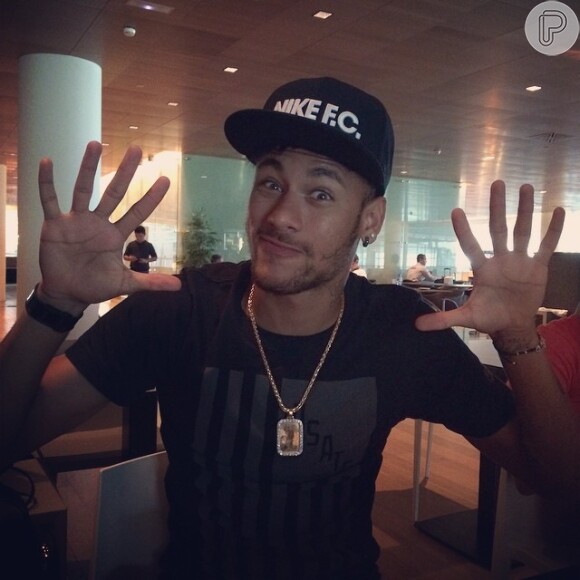 Neymar comemorou nesta terça-feira, 29 de julho de 2014, os 10 mil seguidores no Instagram