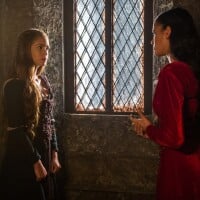 'Deus Salve o Rei': Amália revela a Catarina que são irmãs.'Filhas do mesmo pai'