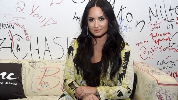 Demi Lovato é internada em clínica de reabilitação após receber alta de hospital