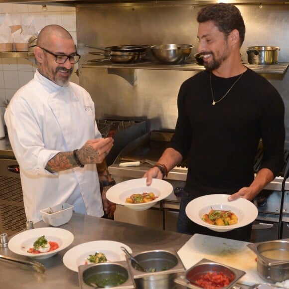 Cauã Reymond e Henrique Fogaça mostraram intimidade na cozinha