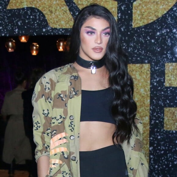 Pabllo Vittar apostou na tendência de mesclar looks com bermuda de ciclismo