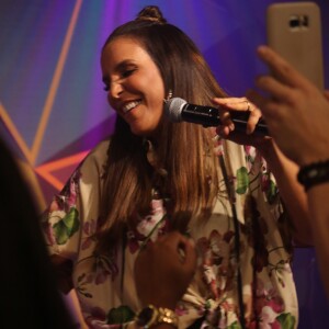 Ivete Sangalo elogia Lan Lanh para Nanda Costa: 'Conheço ela desde o comecinho da minha carreira. Ensaiava no estúdio do pai dela, eles sempre foram mega amorosos. Ela é uma menina muito especial, vocês se deram bem'