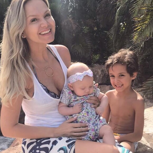 'Percebi que Arthur era um pequeno grande homem quando fiquei de repouso por 5 meses esperando Manuela chegar', disse Eliana