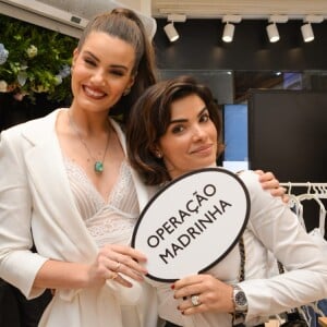 Camila Queiroz recebeu a atriz Vanessa Giácomo em seu chá de lingerie nesta sexta-feira, 10 de agosto de 2018