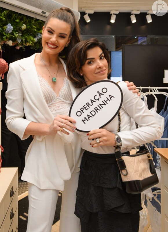 Camila Queiroz recebeu a atriz Vanessa Giácomo em seu chá de lingerie nesta sexta-feira, 10 de agosto de 2018