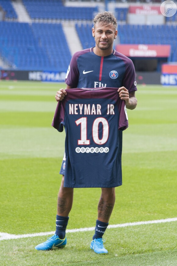 Neymar abriu o placar no jogo do PSG contra o Caen