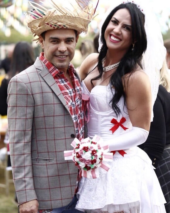Graciele Lacerda e Zezé Di Camargo se casaram em uma festa junina recentemente