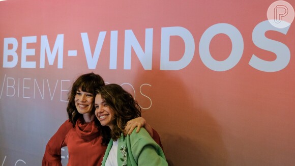 Mariana Ximenes e Bruna Linzmeyer posaram juntas no Festival de Gramado