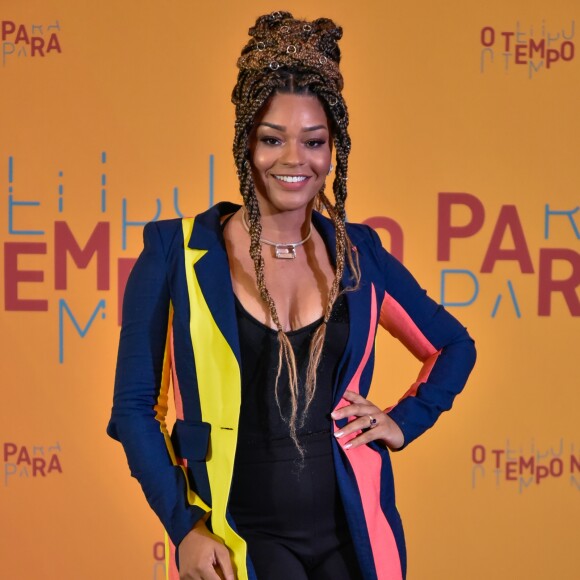 Juliana Alves comentou a pressão que a mulher sofre após dar à luz