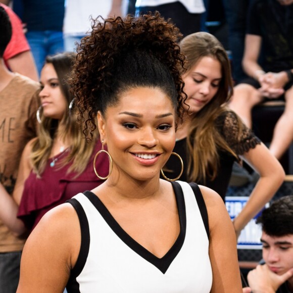 Juliana Alves falou sobre a pressão em recuperar a boa forma após a gravidez