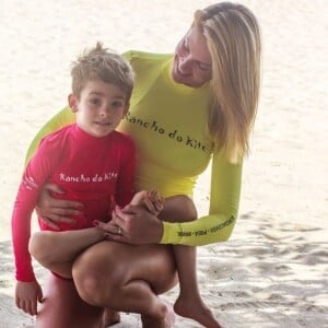 Ana Hickmann curtiu férias com filho, Alexandre Jr., em Jericoacoara